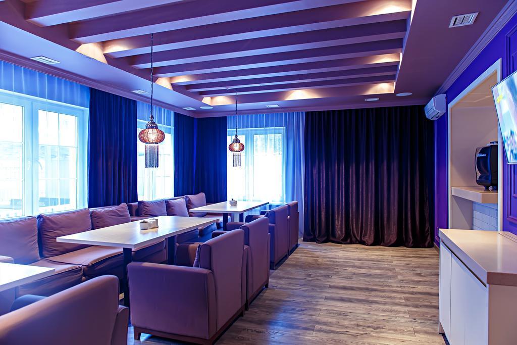 Red Village Hotel Astana Extérieur photo